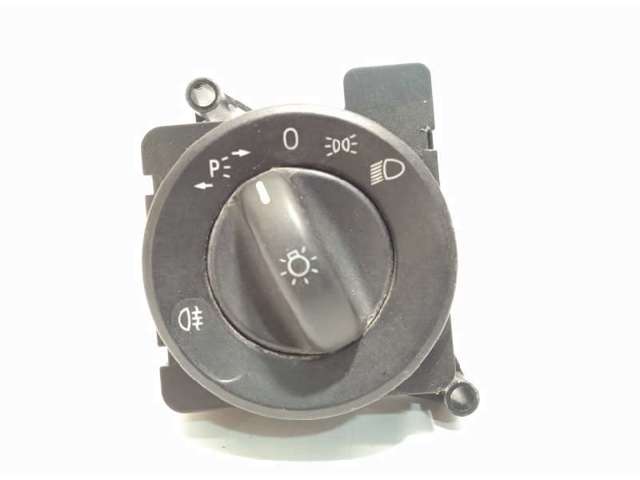 Comutador das luzes no "painel de instrumentos" HVW9065450504 VAG