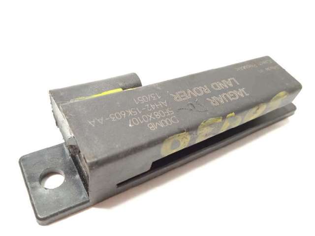 LR012709 Land Rover