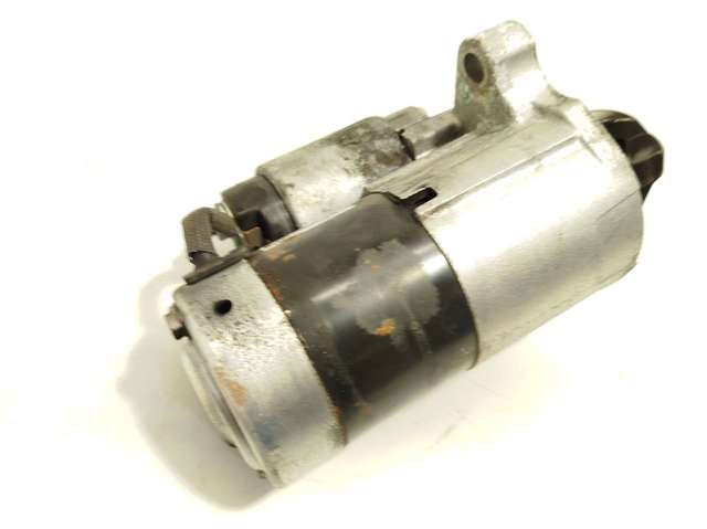 Motor de arranco M000T89281ZC MAZDA
