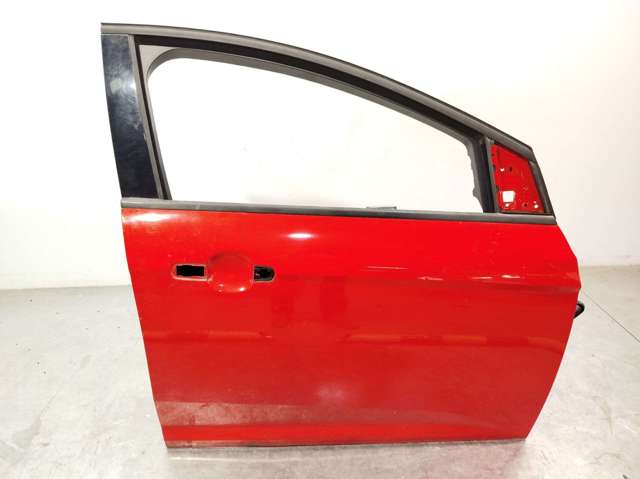 Porta dianteira direita PBM51A20124BF FORD