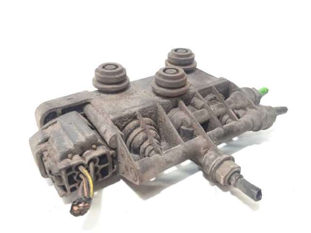 RVH000055 Land Rover