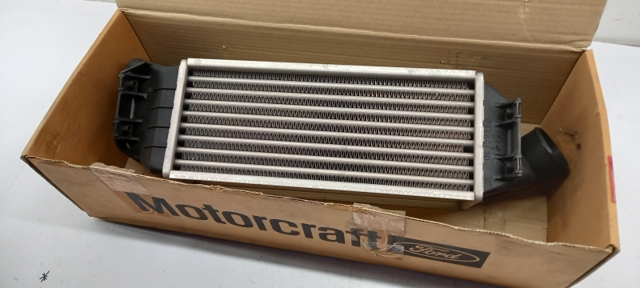 Radiador de intercooler Ford Mondeo I GBP ao melhor preço
