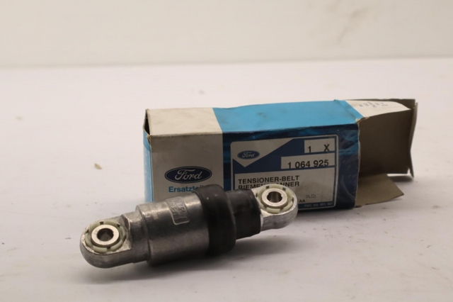 1064925 Ford