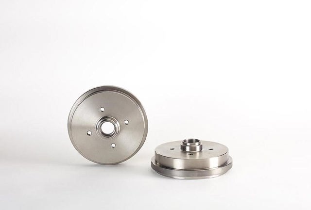 Tambor do freio traseiro 14325610 BREMBO