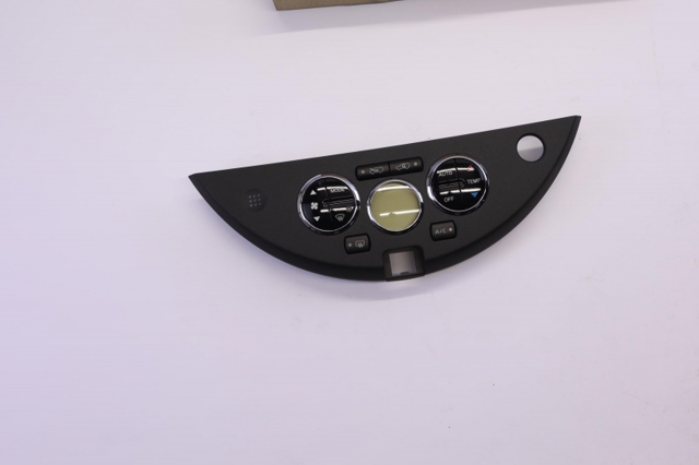  Nissan Note  (2006-2012)
