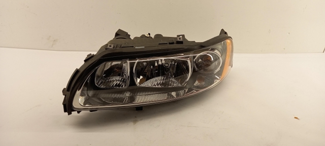 Luz esquerda Volvo S60 I RS, RH ao melhor preço