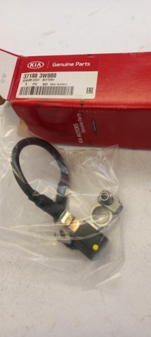 371803W000 Hyundai/Kia