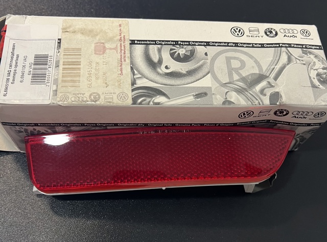 6L6945106 VAG