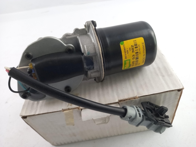 7701046038 Renault (RVI)