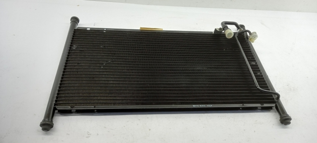 Radiador de aparelho de ar condicionado para Nissan Vanette C23