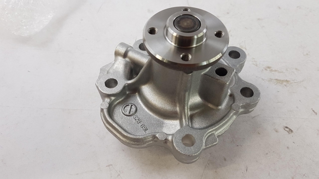 Bomba de água (bomba) de esfriamento Suzuki Swift V AZ ao melhor preço