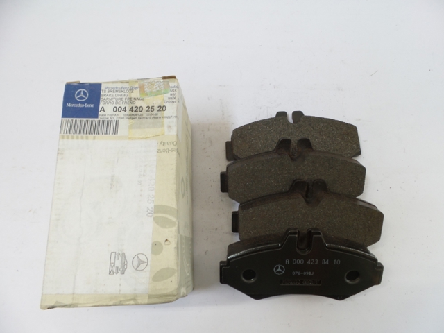 A0044202520 Mercedes