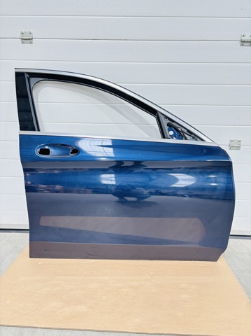 Porta dianteira direita A2057200205 MERCEDES