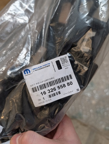 Kit de suportes/ fixações do para-choque dianteiro 1632655880 PEUGEOT