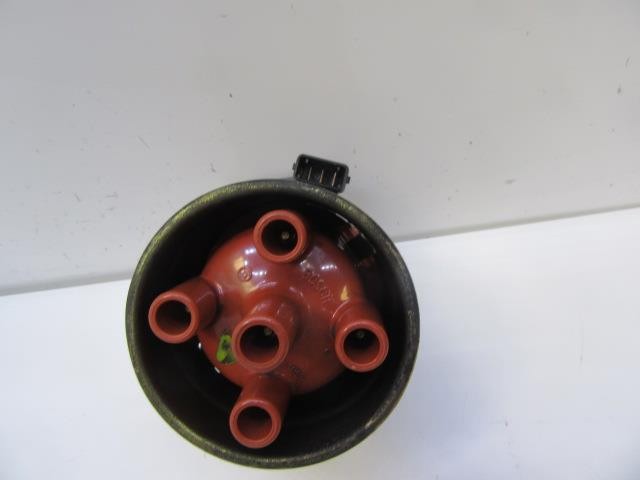 Distribuidor de ignição (distribuidor) 0237521061 VAG
