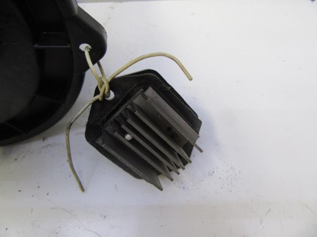 Motor de ventilador de forno (de aquecedor de salão) 0K55261R07 HYUNDAI