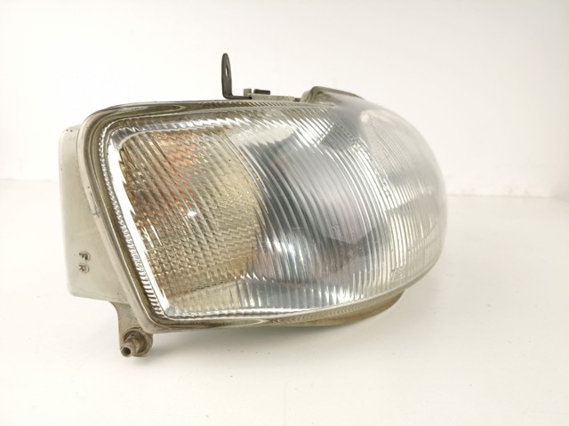 Luz direita 1076554 FORD
