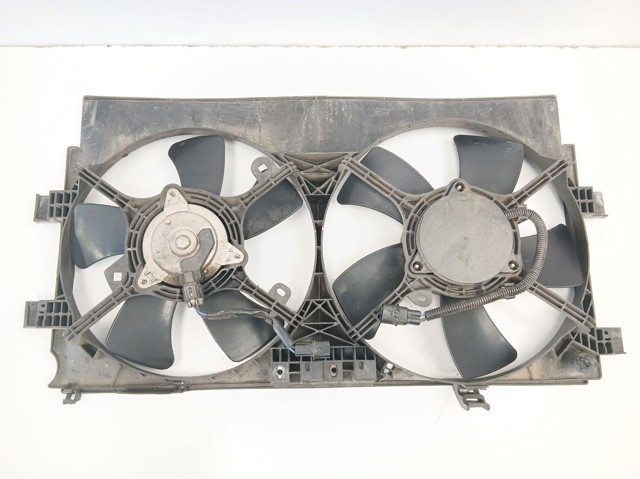 Difusor do radiador de esfriamento 1355A140 MITSUBISHI