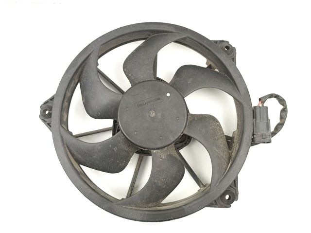 Ventilador elétrico de esfriamento montado (motor + roda de aletas) direito 1401312180 FIAT