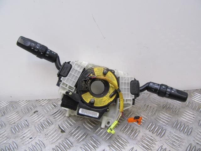 17D682 Mazda