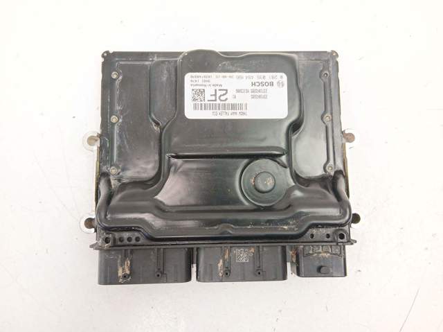237104328S Renault (RVI)