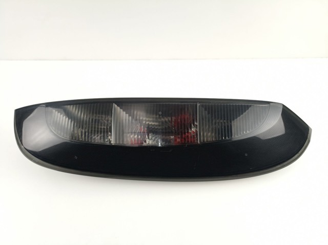 Lanterna traseira direita 24457236 OPEL