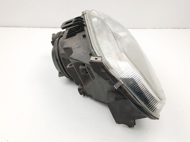 Luz esquerda 260605784R RENAULT