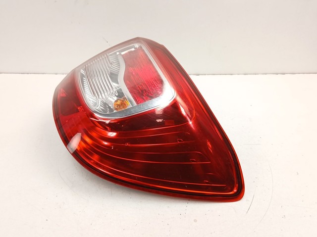 Lanterna traseira direita 265506669R RENAULT