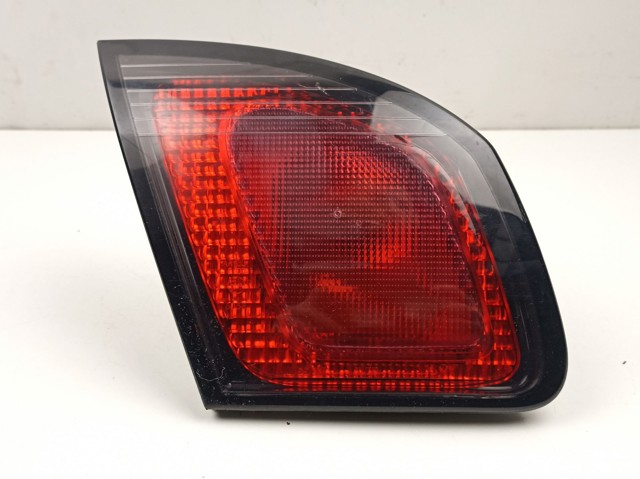 Lanterna traseira esquerda interna 265559F610 NISSAN