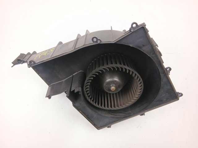 Motor de ventilador de forno (de aquecedor de salão) 27230AV000 NISSAN