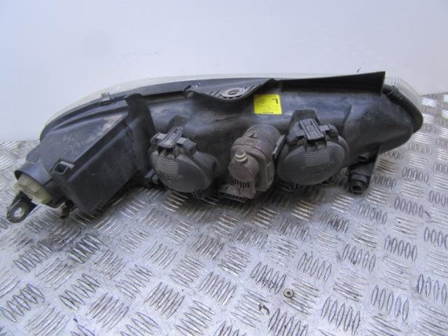 Luz esquerda 301037021 PEUGEOT