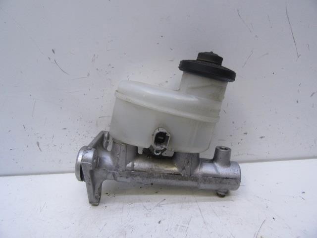 Cilindro mestre de embraiagem 3142020010 TOYOTA