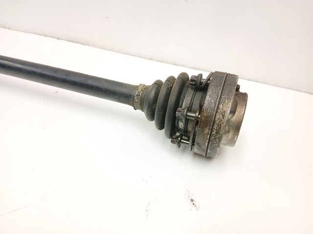 33211229235 BMW