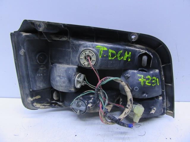 Lanterna traseira direita 3565060G21000 SUZUKI