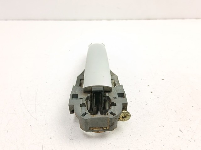 Suporte de maçaneta externa da porta dianteira direita 3B0837886D VAG