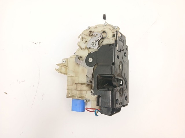 Fecho da porta dianteira direita 3B1837016CQ VAG