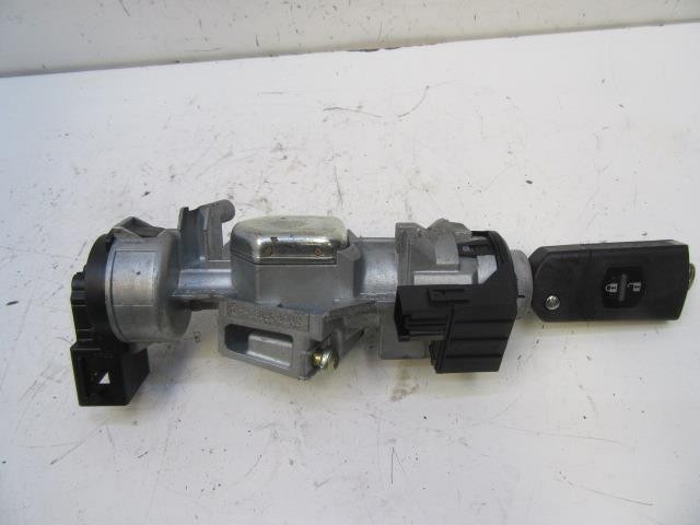 Fecho de ignição 3M513F880AA MAZDA