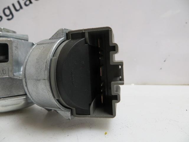 3M513F880AE Ford
