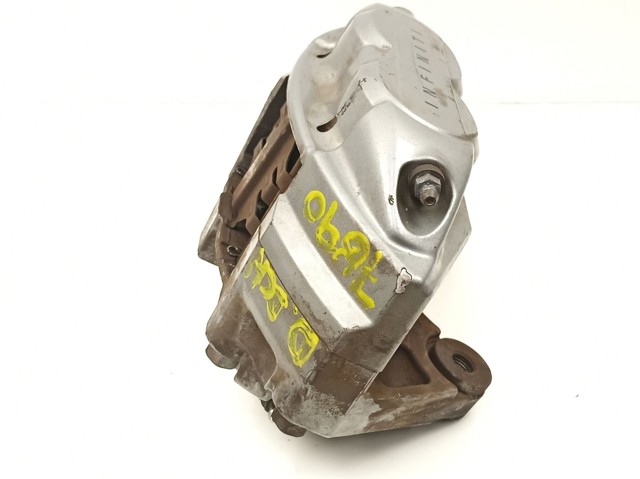 Suporte do freio dianteiro direito 41001JL00A NISSAN