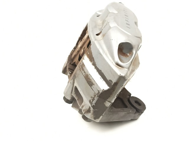 Suporte do freio dianteiro esquerdo 41011JL00A NISSAN