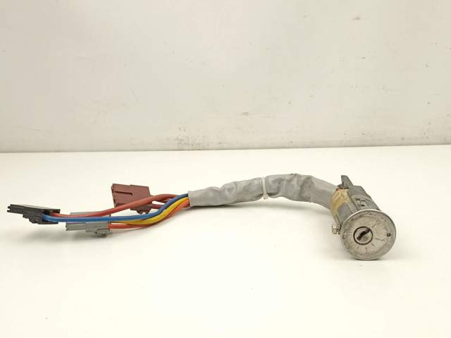 Fecho de ignição Peugeot 405 I 15B ao melhor preço