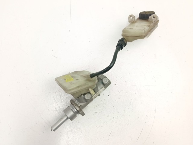 Cilindro mestre do freio 4601L3 PEUGEOT