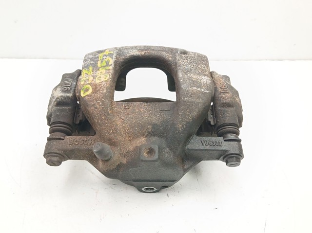 Suporte do freio dianteiro esquerdo 4775002360 TOYOTA