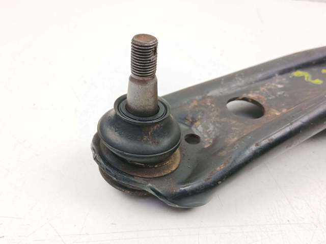 4806909041 Toyota
