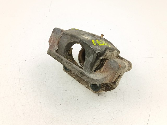 Suporte do freio traseiro esquerdo 4841008000 SSANG YONG