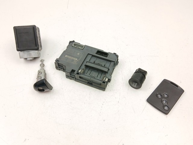 487004399R Renault (RVI)
