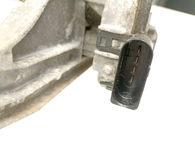 4M5117504AC Ford