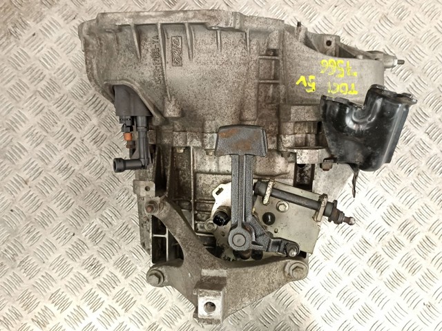 4M5R7002YA Ford