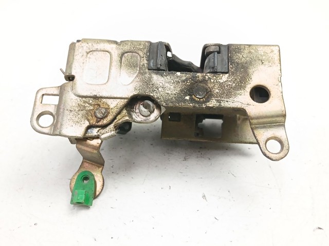 Fecho da porta dianteira direita 500314256 IVECO