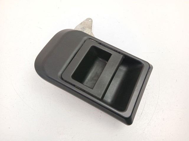 Maçaneta direita externa da porta traseira (batente) 504065079 IVECO